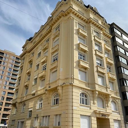 Uniek Appartement Op De Zeedijk Met Parking Οστένδη Εξωτερικό φωτογραφία